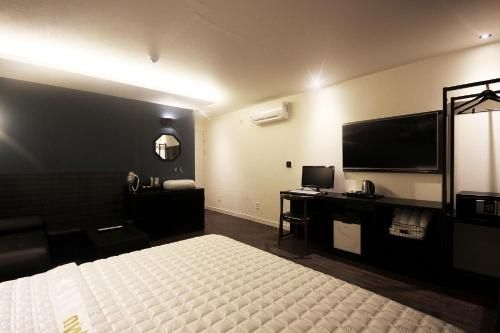 โรงแรมเอ็มยู (MU HOTEL)3