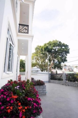 HUNA House1