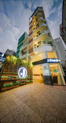 โจโม (Jomo)0
