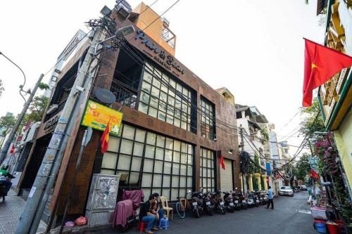 Plastic Studio3