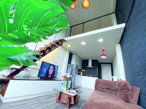 May - DUPLEX SKY VIEW 01 - 30