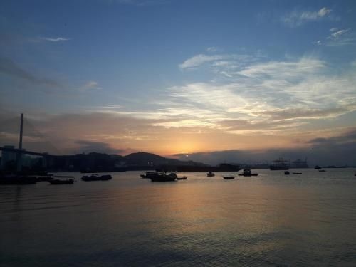 โรงแรมลักชัวรี 2 (Luxury II Hotel)3