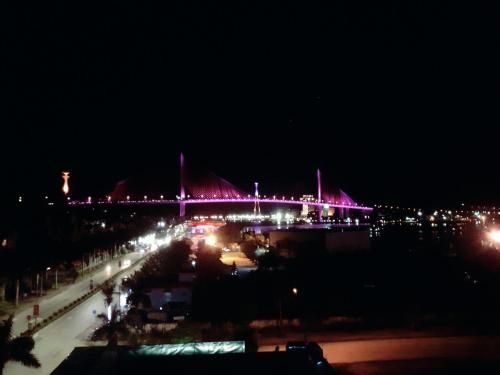 โรงแรมลักชัวรี 2 (Luxury II Hotel)1