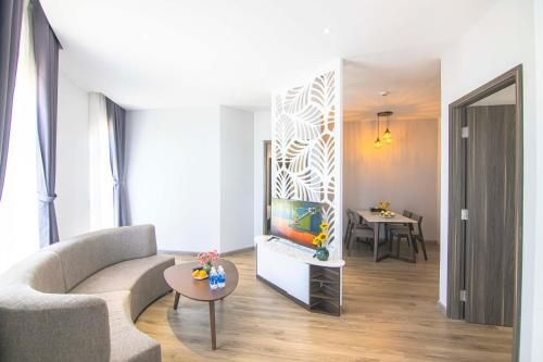 The Cap Hotel4