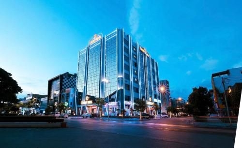 Luxury6 Hotel0