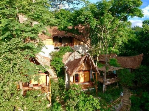 Moc Chau Retreat0