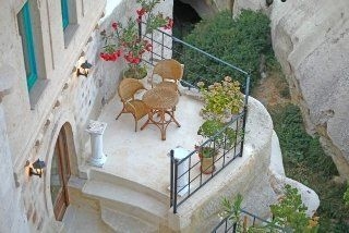 Blue Valley Cave Hotel3