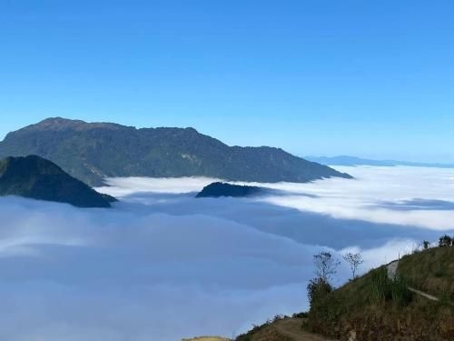 Laochai mountian view2