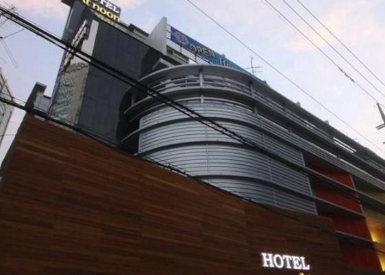 Shinchon At Noon Hotel3
