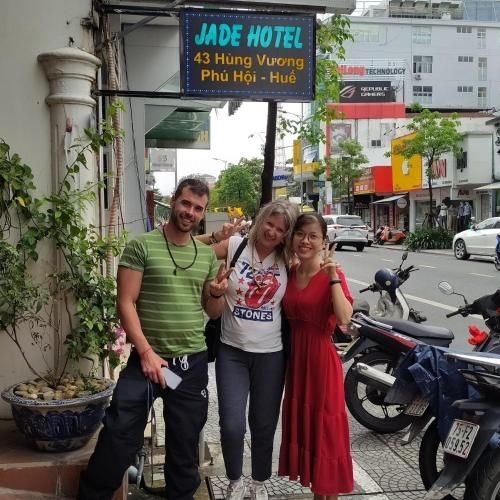 โรงแรมเจด (Jade Hotel)2