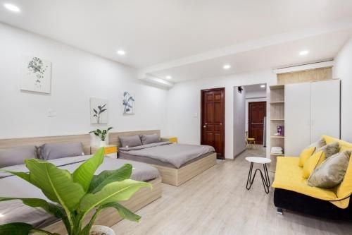 Dlux Saigon0