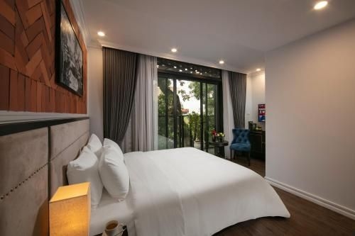 โรงแรมมารีนา (Marina Hotel)3