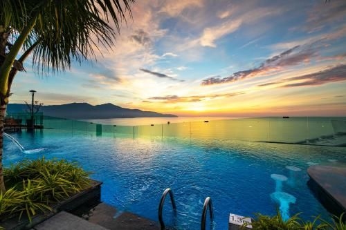 Sala Danang Beach Hotel0