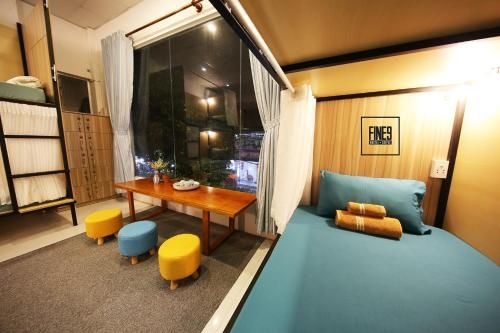 FINE9 HOSTEL0