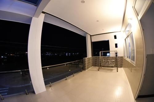 Nhà nghỉ Hùng Hoa (Nha nghi Hung Hoa)2