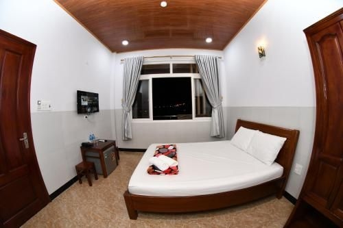 Nhà nghỉ Hùng Hoa (Nha nghi Hung Hoa)3