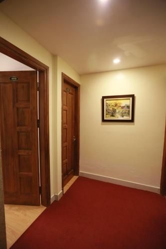 My Iris Hotel1