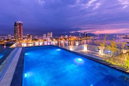 Ibiza Riverfront Hotel3