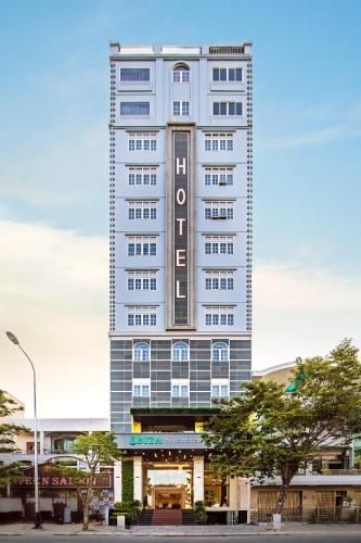 Ibiza Riverfront Hotel1