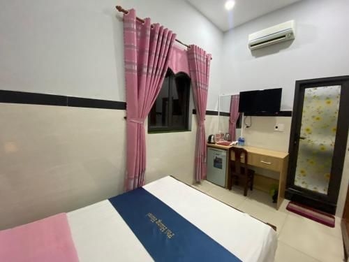 โรงแรมฟีฮุง (Hotel Phi Hung)2