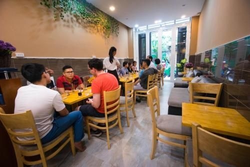 Language Exchange Hostel 14