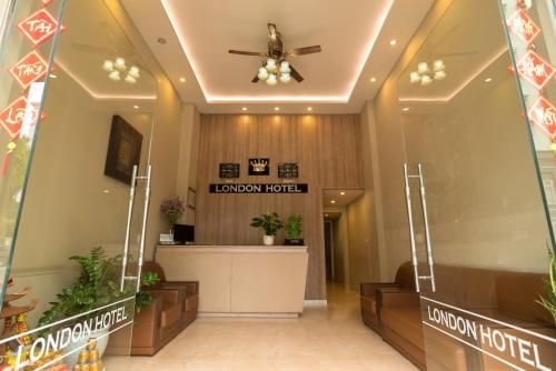 London Hotel4