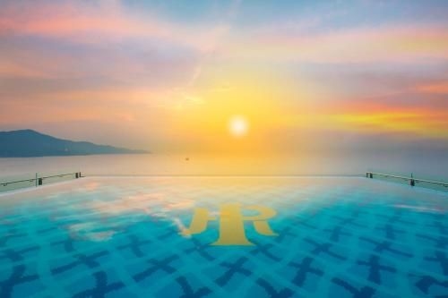 Mandila Beach Hotel Danang0
