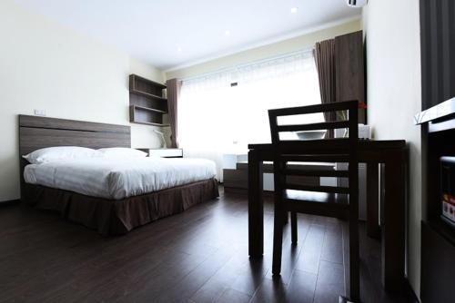 กรันดา เลเจนด์ อพาร์ตเมนต์ (Granda Legend Apartment)1