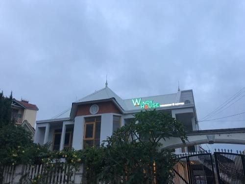 WINDY HOUSE3