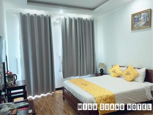 Khách sạn Minh Quang (Minh Quang Hotel)1