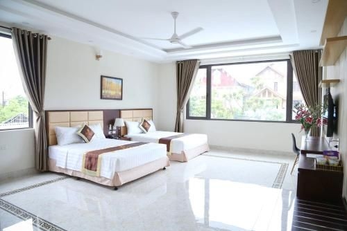 Iris Hotel0