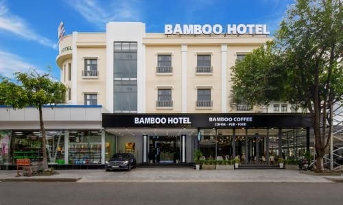 Bamboo Hotel0