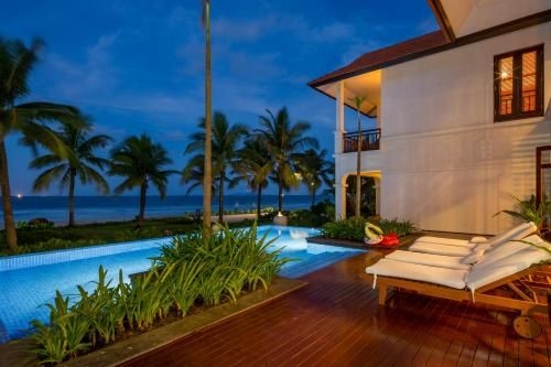 Tropical Villas Beach Danang0