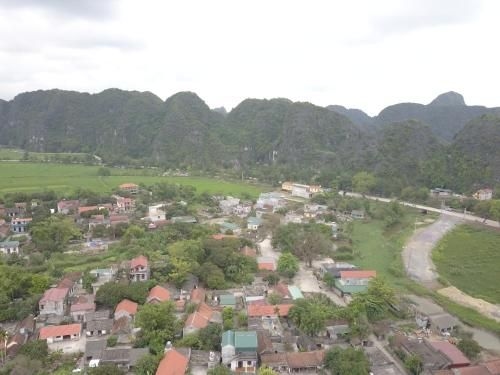 Tam Coc Palm House3