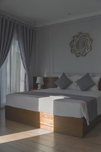 The Confetti hotel1