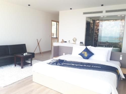 Harbor View Villa3