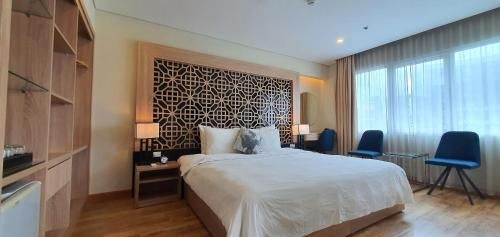 Gemini Saigon Center - New & Clean with Day Use Available0