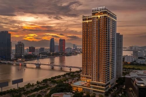 เมเลีย วินเพิร์ล ดานัง ริเวอร์ฟรอนต์ (Melia Vinpearl Danang Riverfront)1