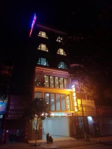 Sky hotel2
