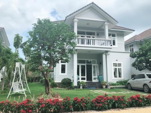 LuxSea Villa0