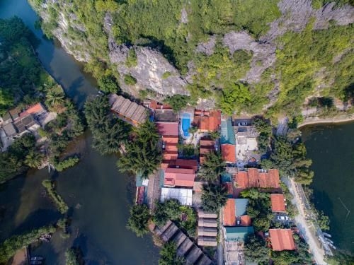 Tam Coc Serene Bungalow1