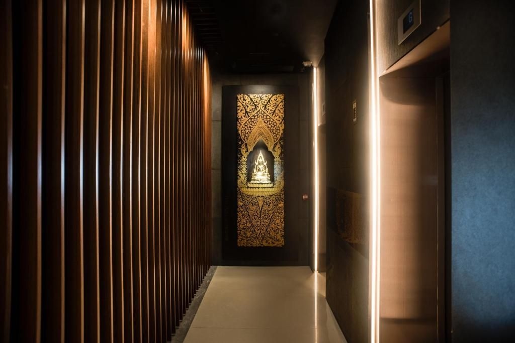 สรวิชญ์ ออน กรันวิลล์ (Soravit on Granville)4