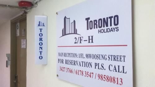 Toronto Holidays2