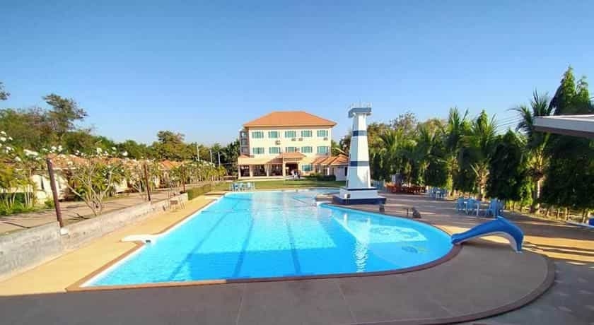 Khun Pui Pool and Villa4