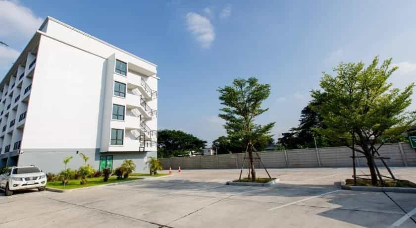 Le Lert Hotel Ratchaburi2