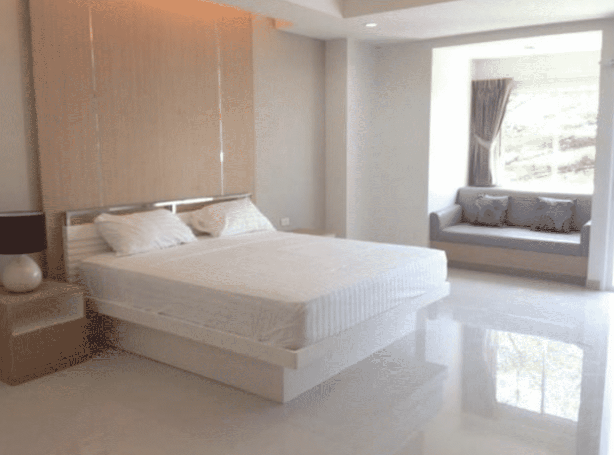 Nampetch Condominium0
