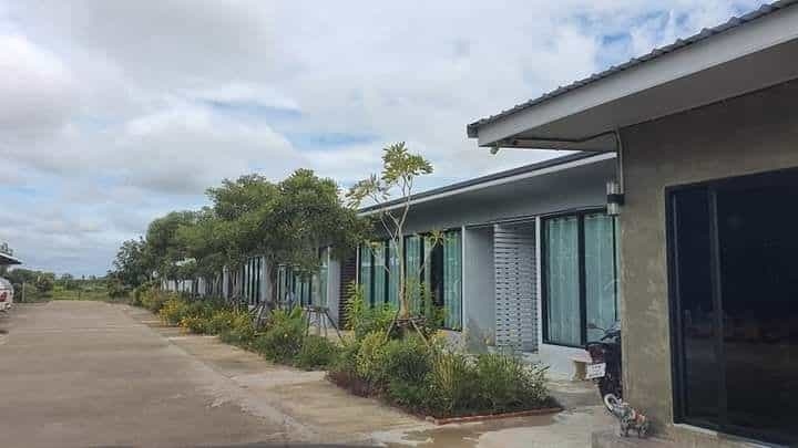 อินน์ธารา รีสอร์ท (Intara Resort Sikhoraphum)2
