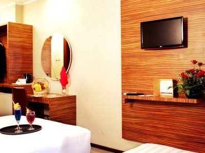 Lorin Sentul Hotel3