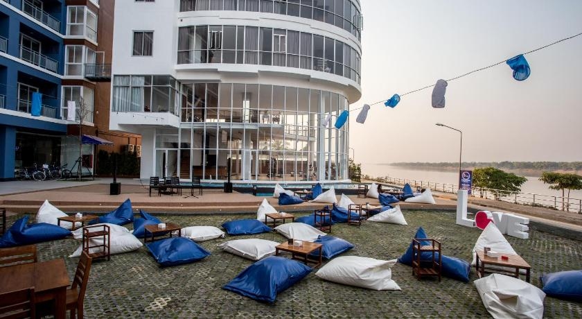 Blu Hotel Nakhon Phanom2
