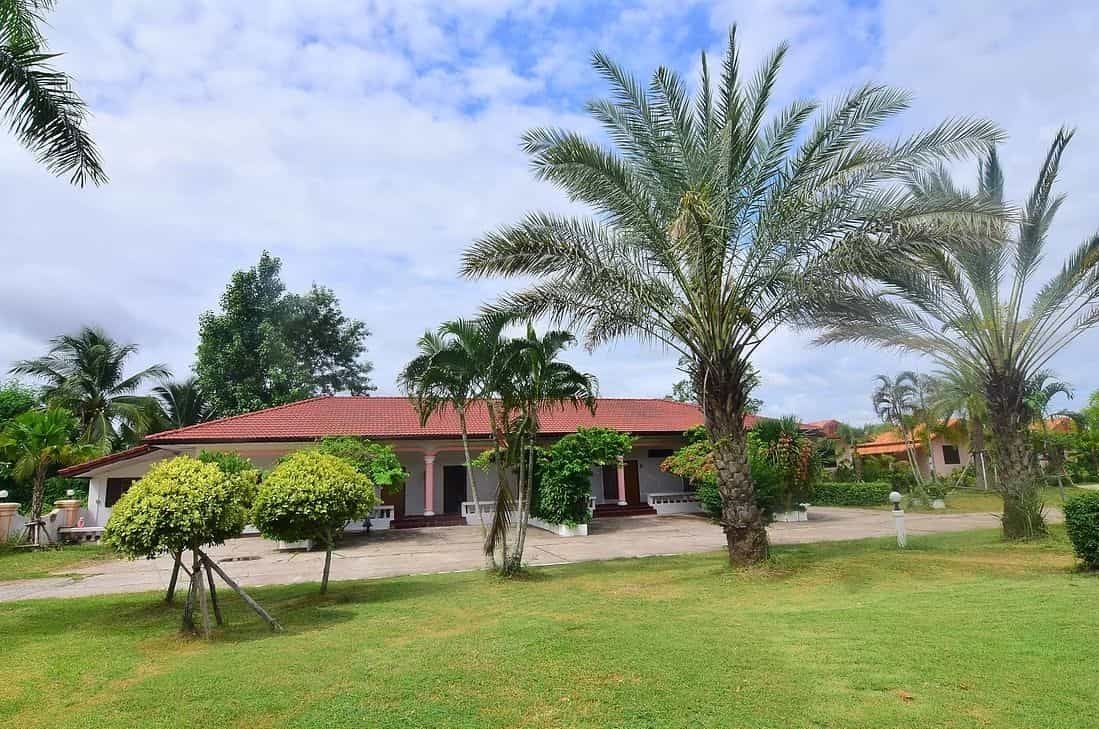 Paktraporn Resort1